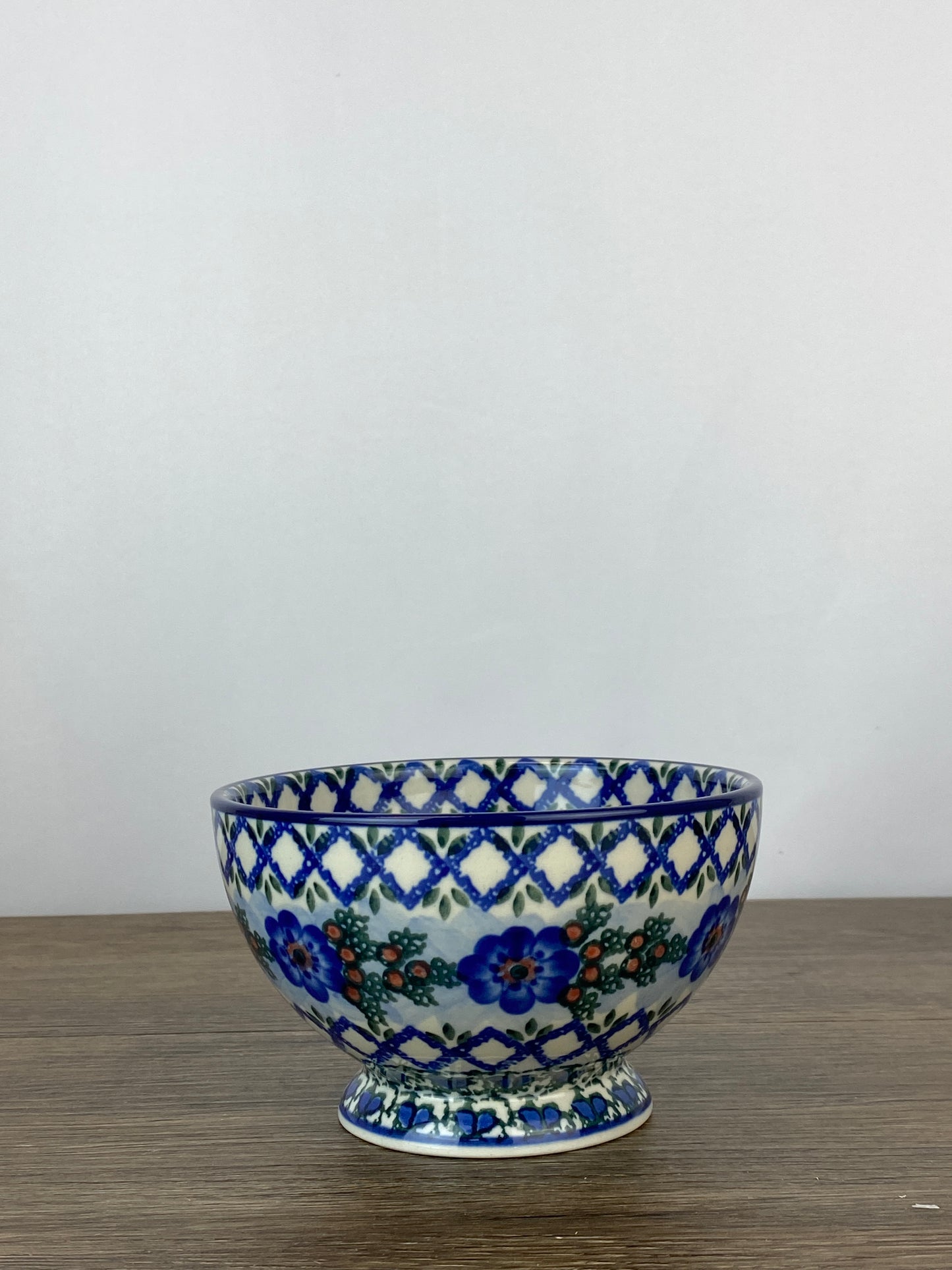 Unikat Pedestal Bowl - Shape 206 - Pattern U1573