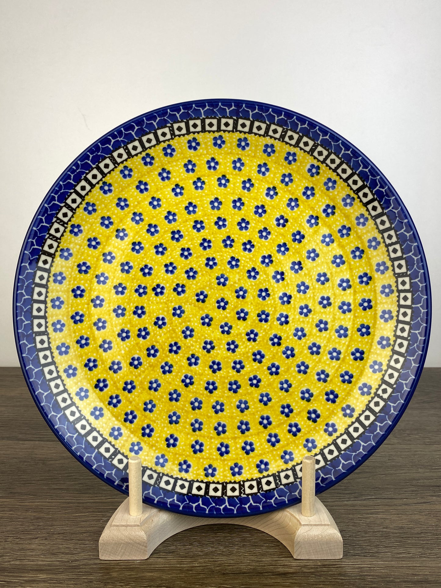 10.5" Dinner Plate - Shape 223 - Pattern 859