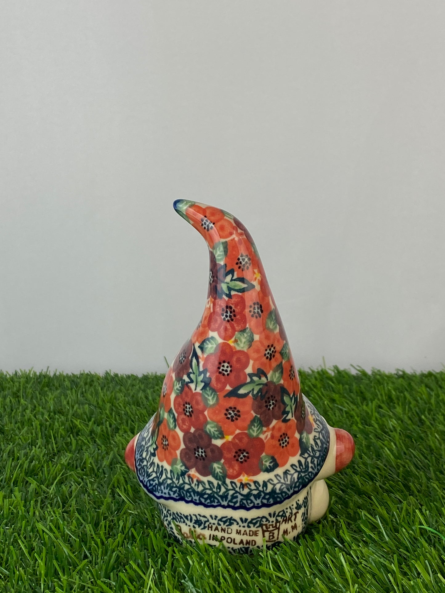Galia Gnome - Little Red Flowers