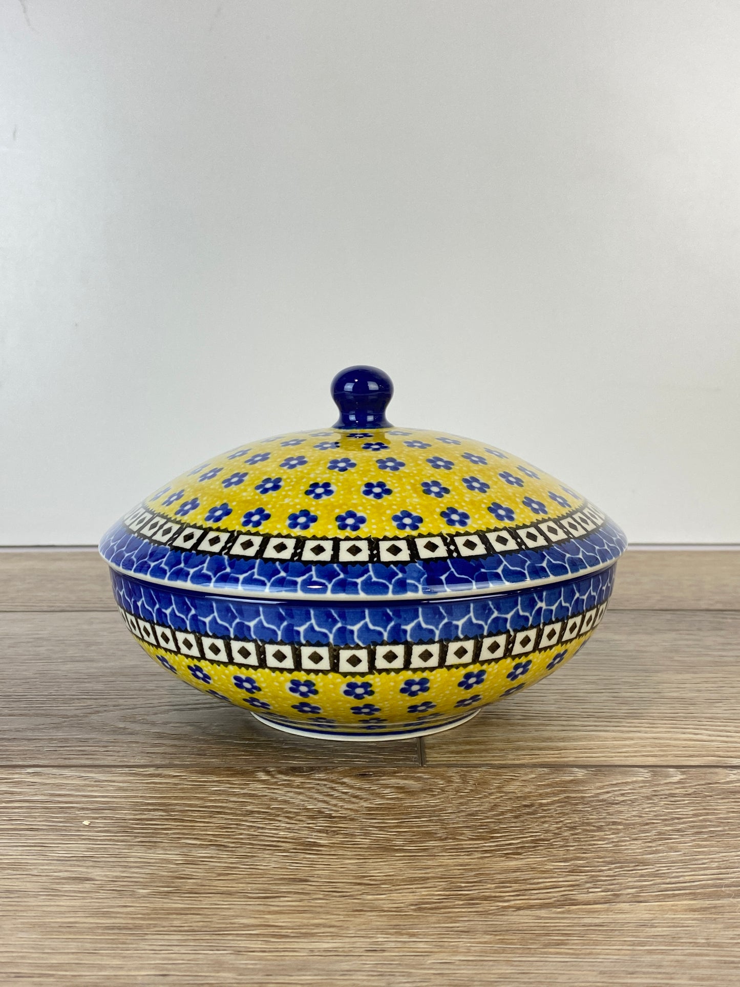 Covered Bowl - Shape C55 - Pattern 859