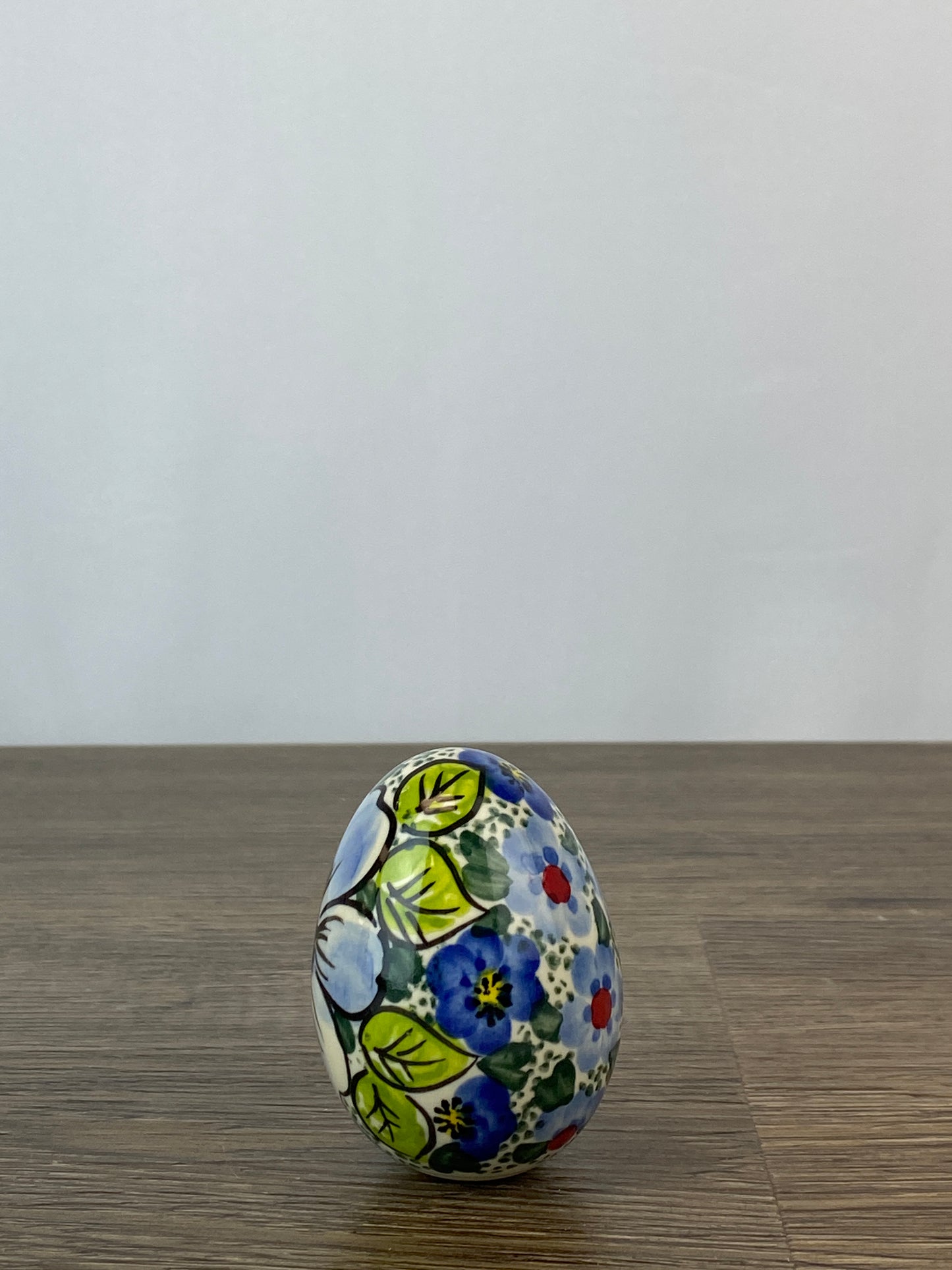 Vena Large Ceramic Easter Egg - Shape V037 - Pattern A524