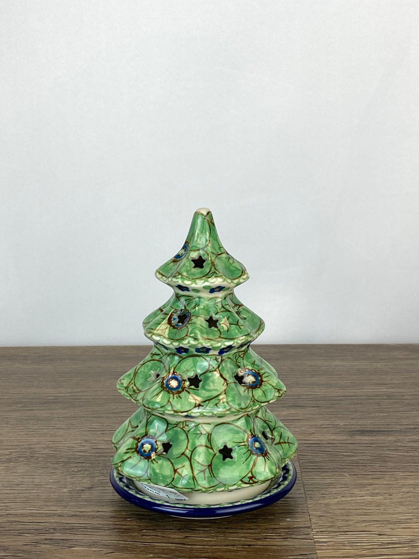 Small 6" Unikat Christmas Tree - Shape 512 - Pattern U408D