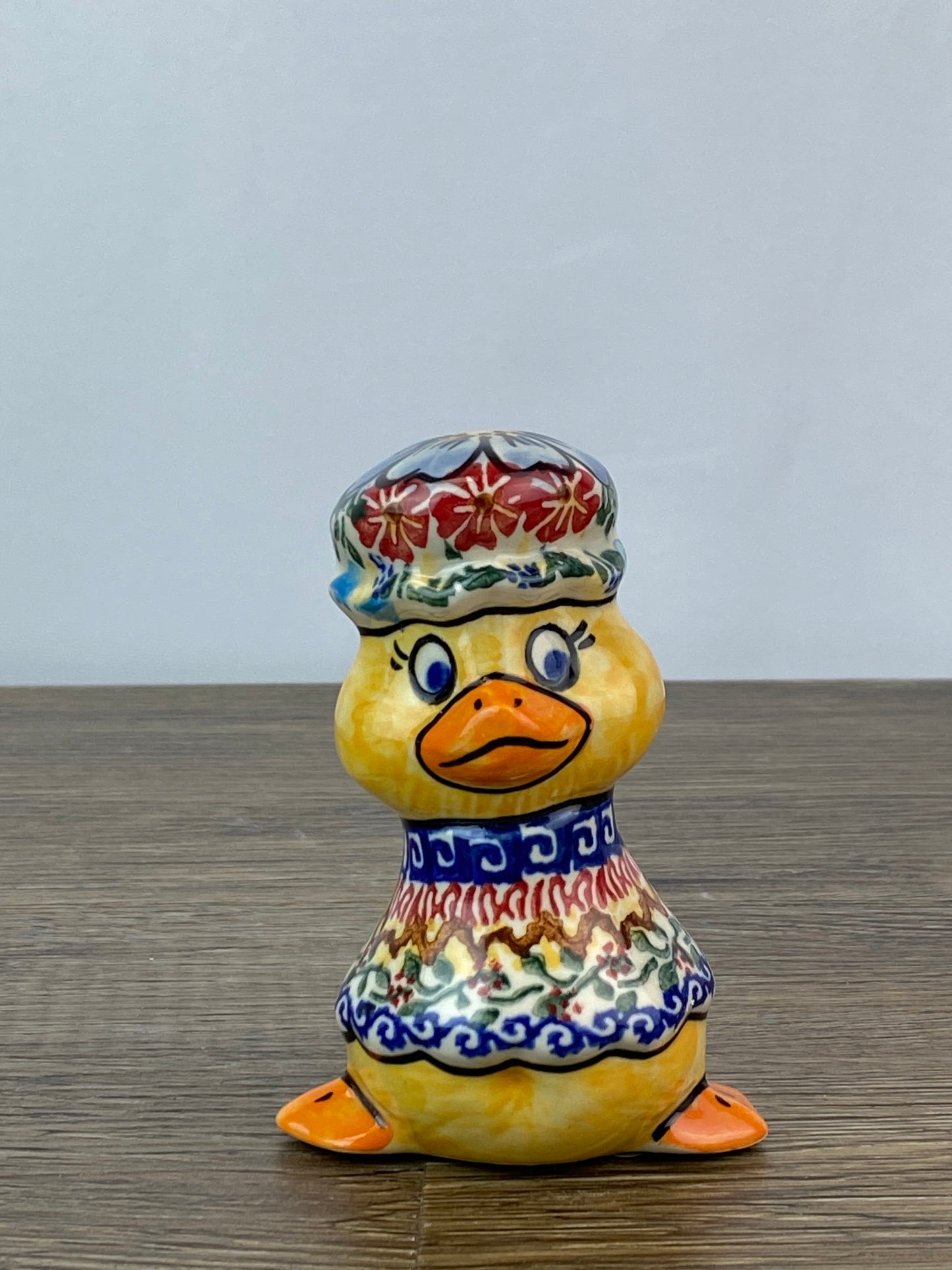 Vena Standing Duck - Shape V805 - Pattern A274 Blue Flower