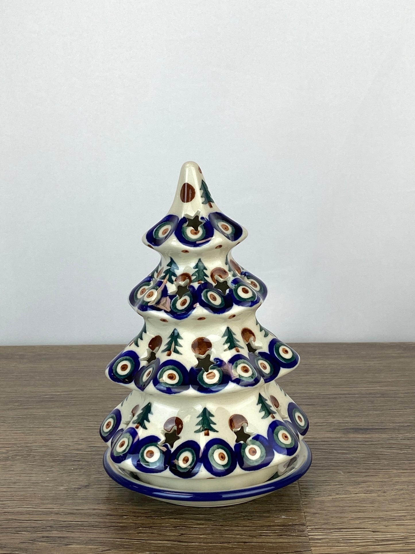 Medium Christmas Tree - Shape 513 - Pattern 366