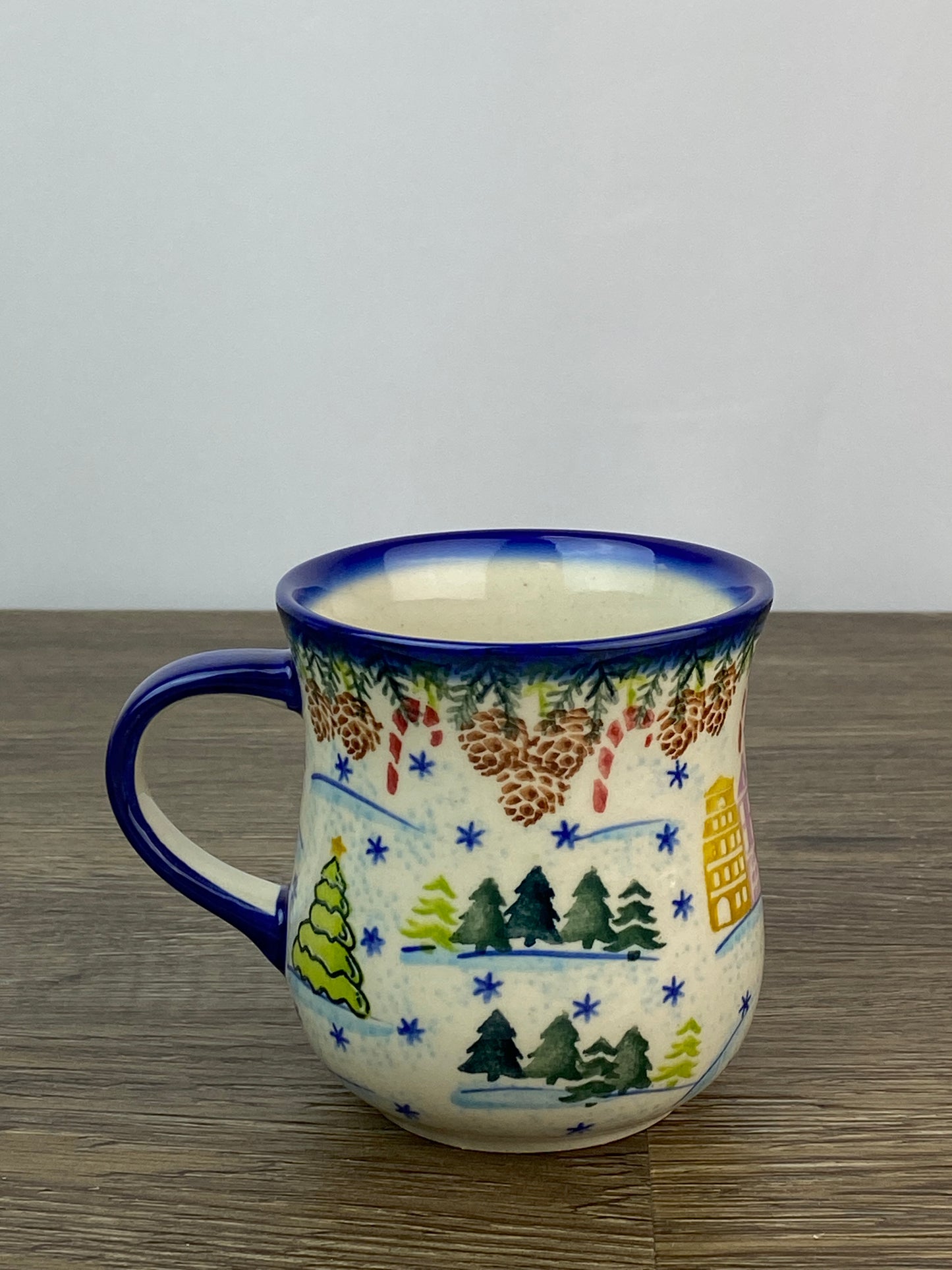 Vena Unikat 8oz Holiday Mug - Shape V053 - Christmas in Bolesławiec Standing Snowman