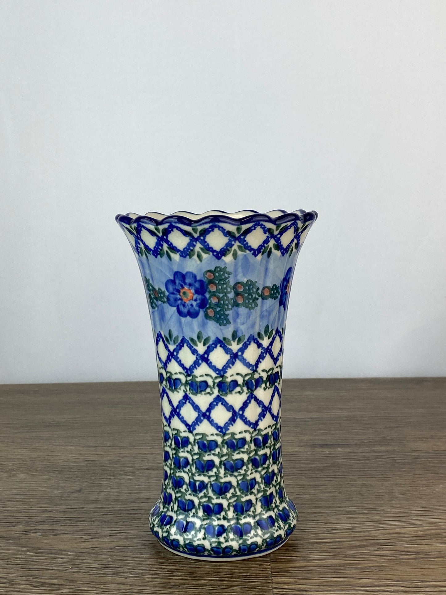 Ruffled Unikat Vase - Shape 50 - Pattern U1573