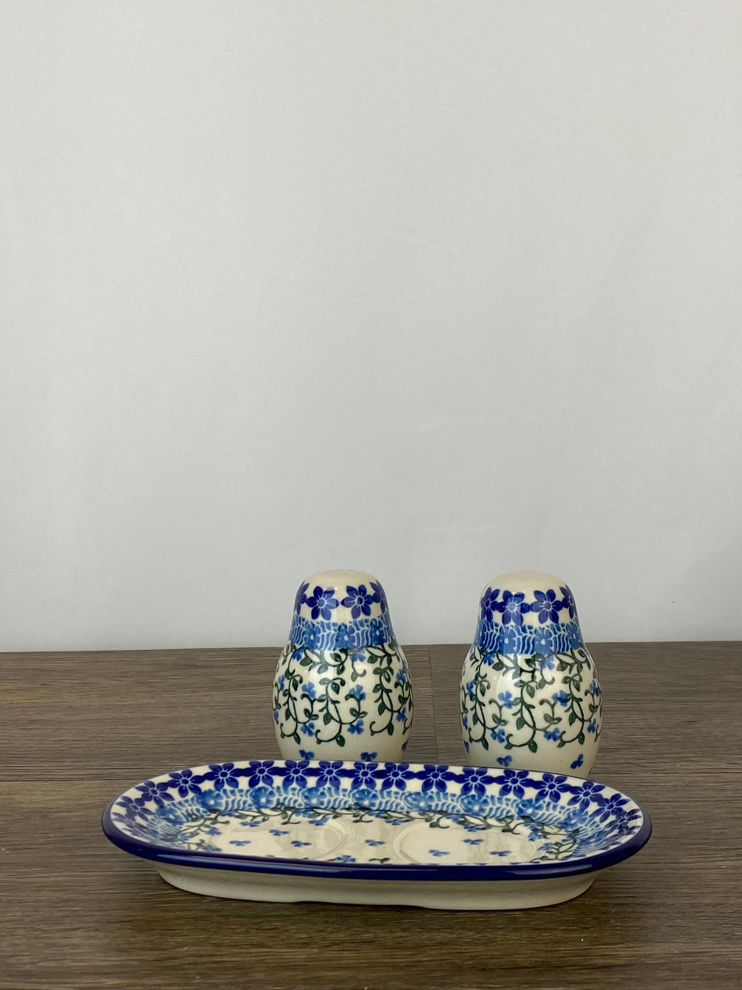 Salt and Pepper Set with Tray - Shape 131 - Pattern 1821