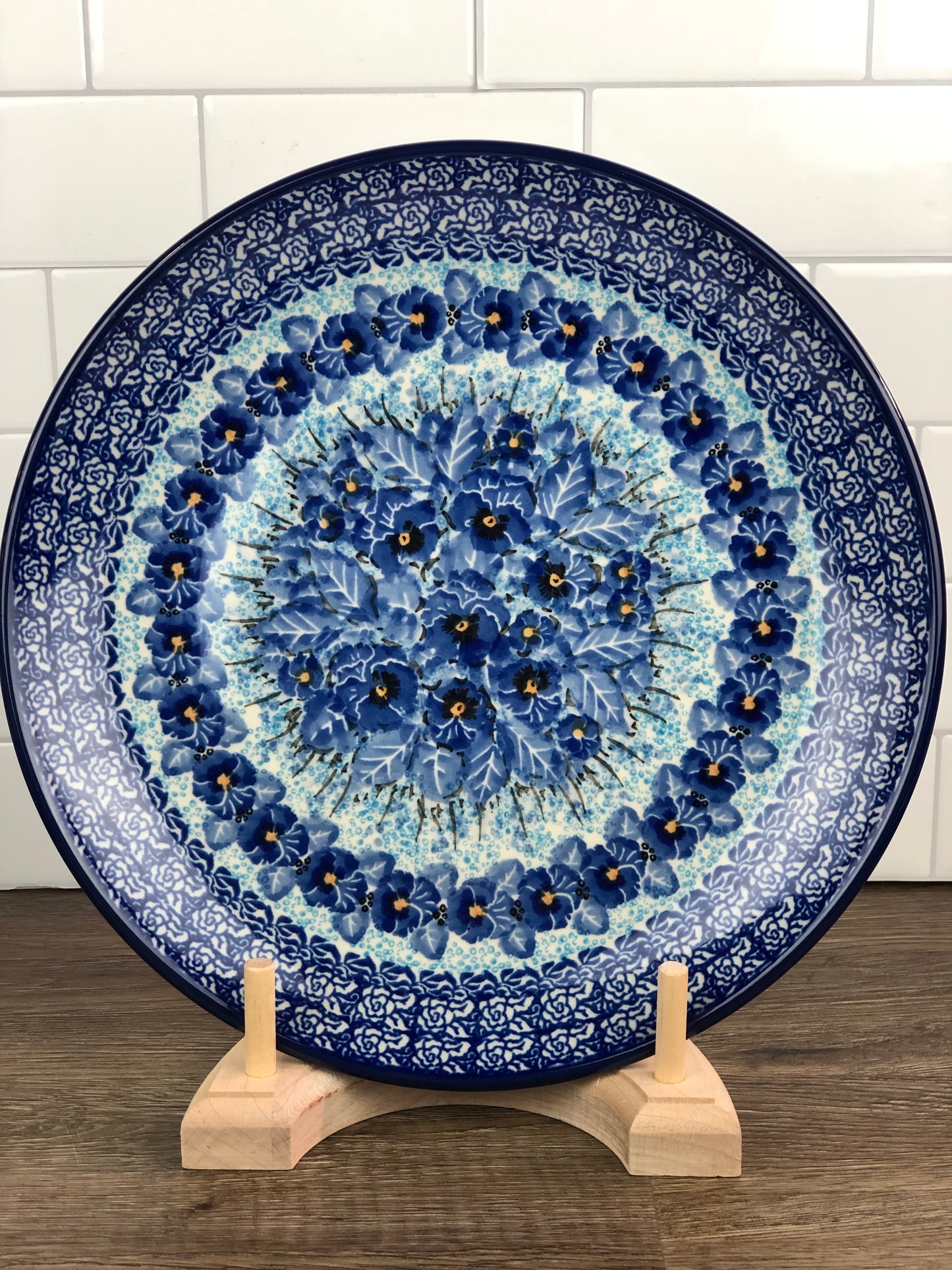 10" Unikat Dinner Plate - Shape 257 - Pattern U3639