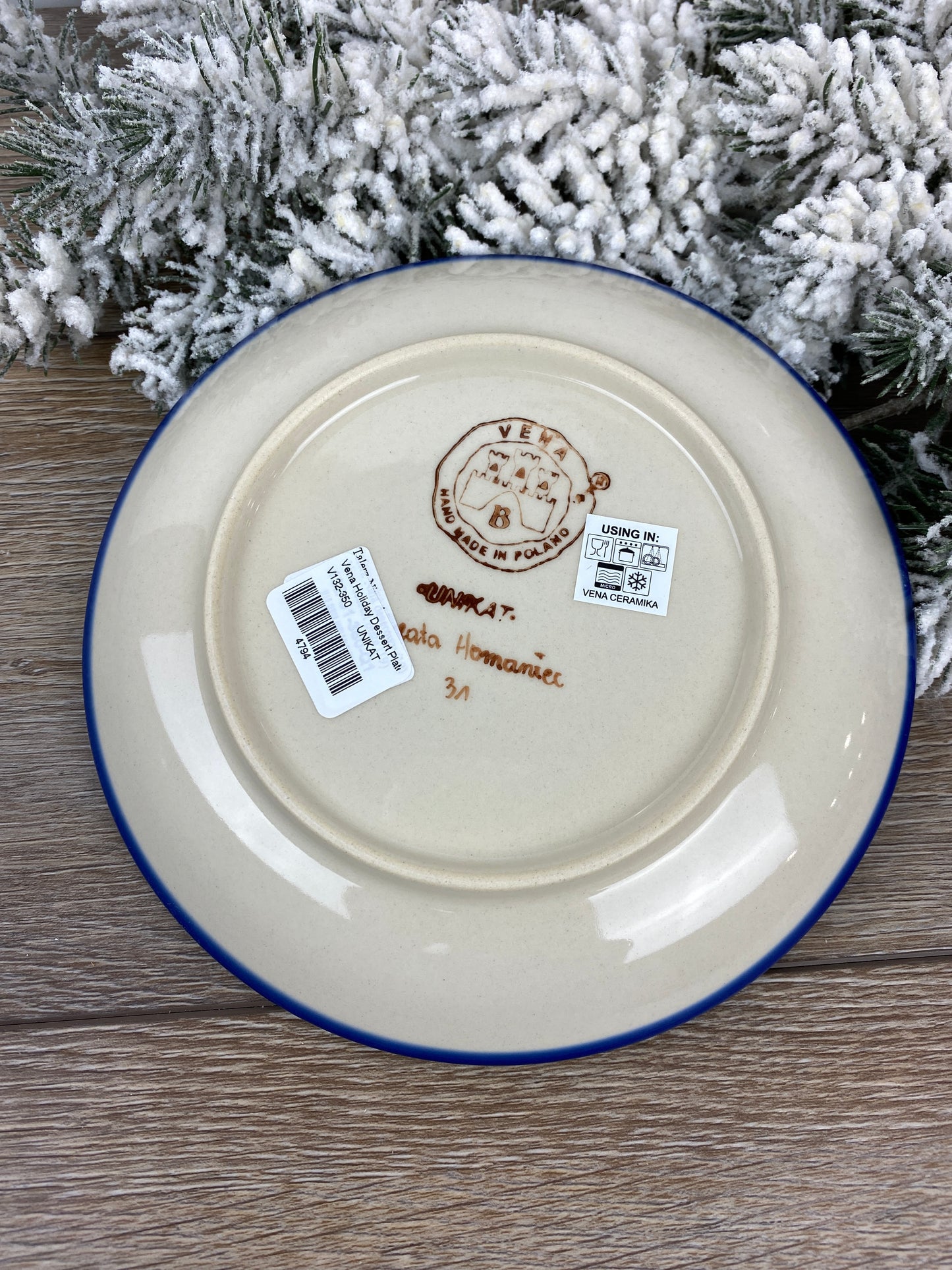 Vena Unikat Holiday Dessert Plate -Shape 132-350 - Christmas in Bolesławiec Reindeer