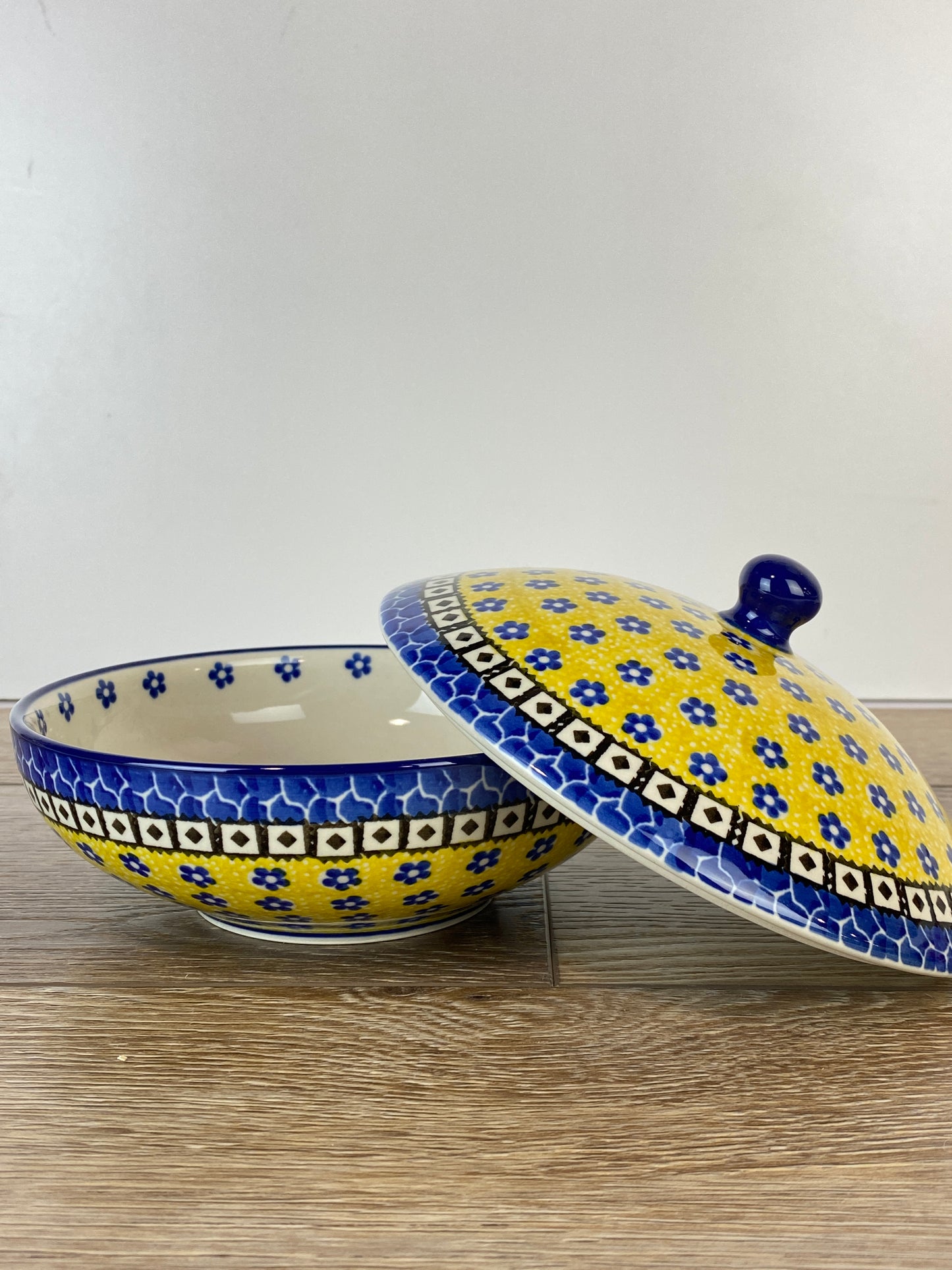 Covered Bowl - Shape C55 - Pattern 859