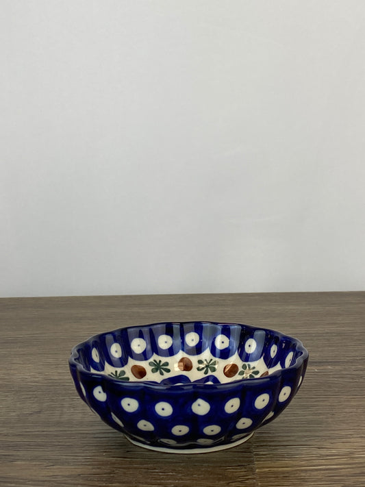 4.5" Scalloped Bowl - Shape 23 - Pattern 70