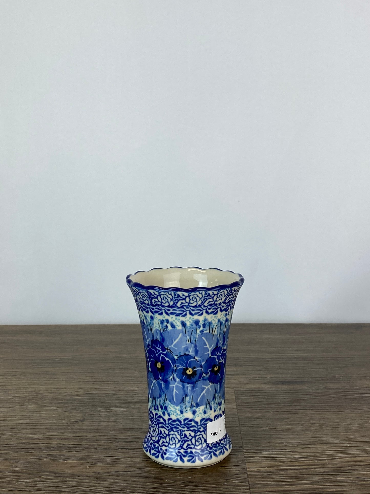 Ruffled Unikat Bud Vase - Shape 127 - Pattern U3639