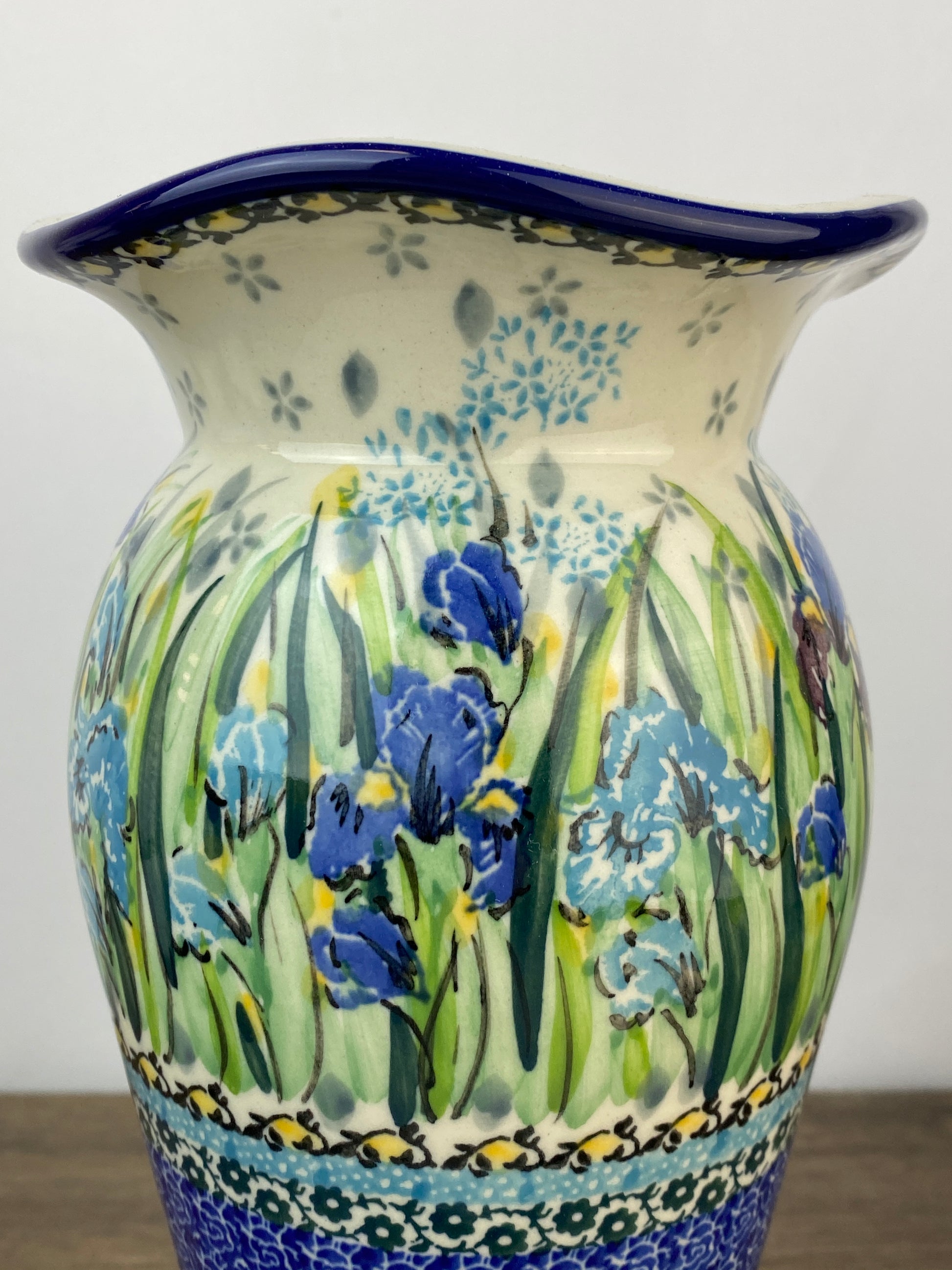 Large Unikat Vase - Shape 946 - Pattern U4966 – Polish Pottery Westlake