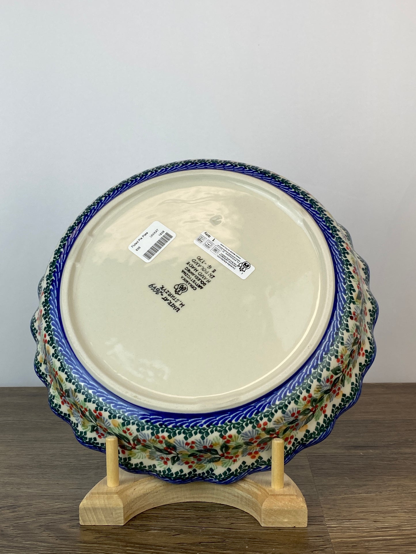 SALE Ruffled Unikat Pie Plate / Round Baker - Shape 636 - Pattern U2649