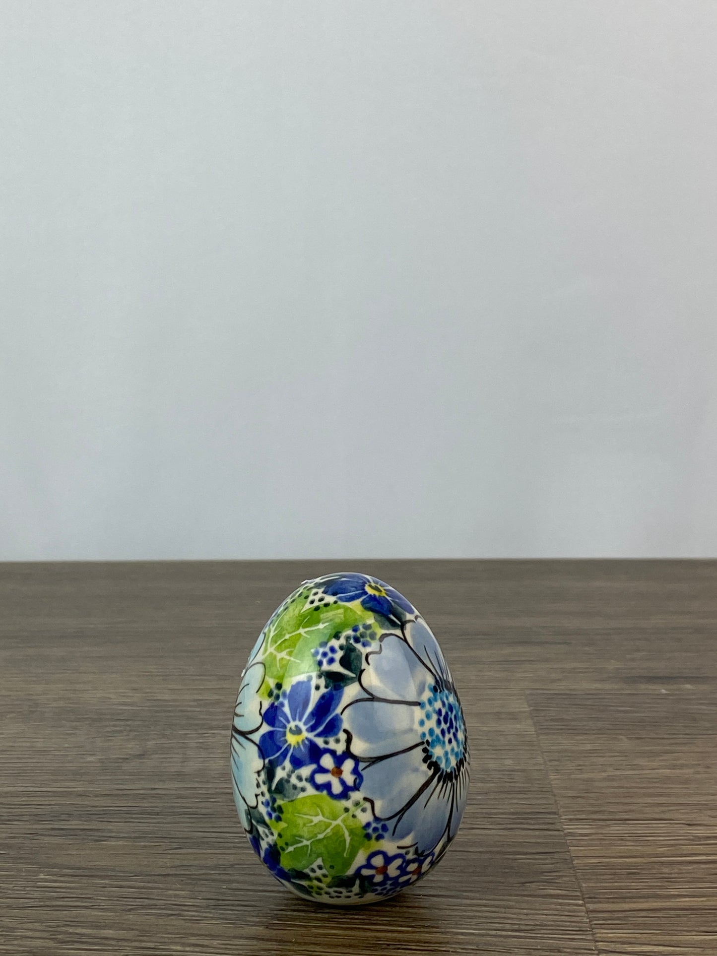 Vena Large Ceramic Easter Egg - Shape V037 - Pattern A562