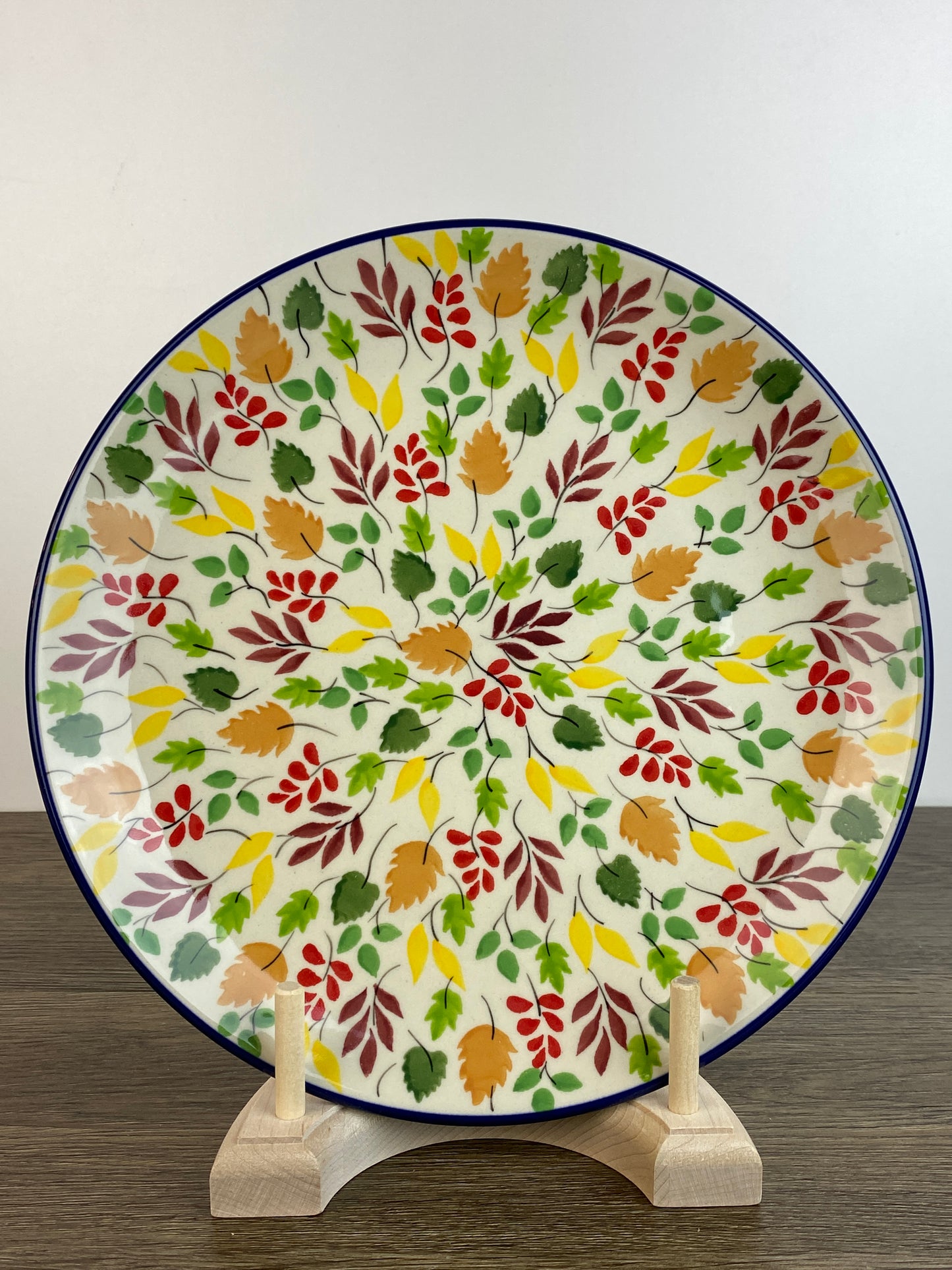10" Unikat Dinner Plate - Shape 257 - Pattern U4909
