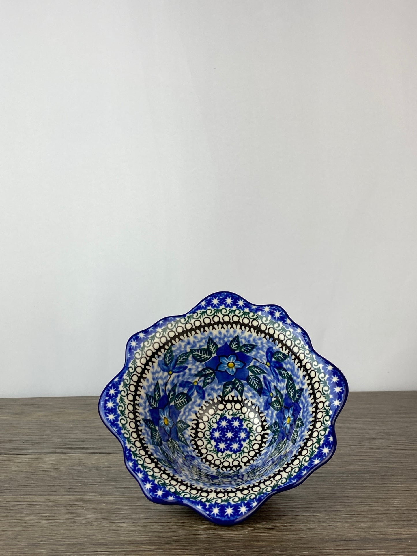 Small Flared Unikat Bowl - Shape A80 - Pattern U1864