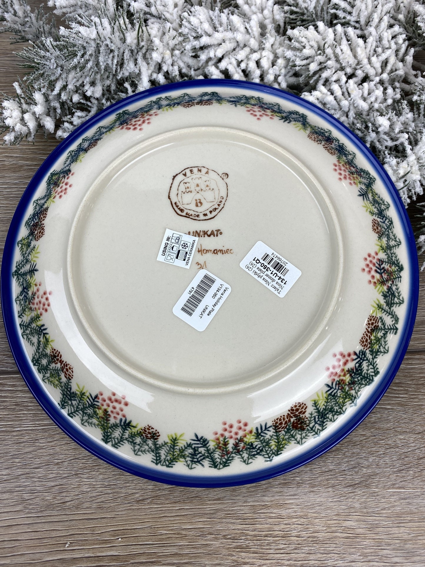 Vena Unikat 10" Holiday Dinner Plate - Shape V134 - Christmas in Bolesławiec Reindeer