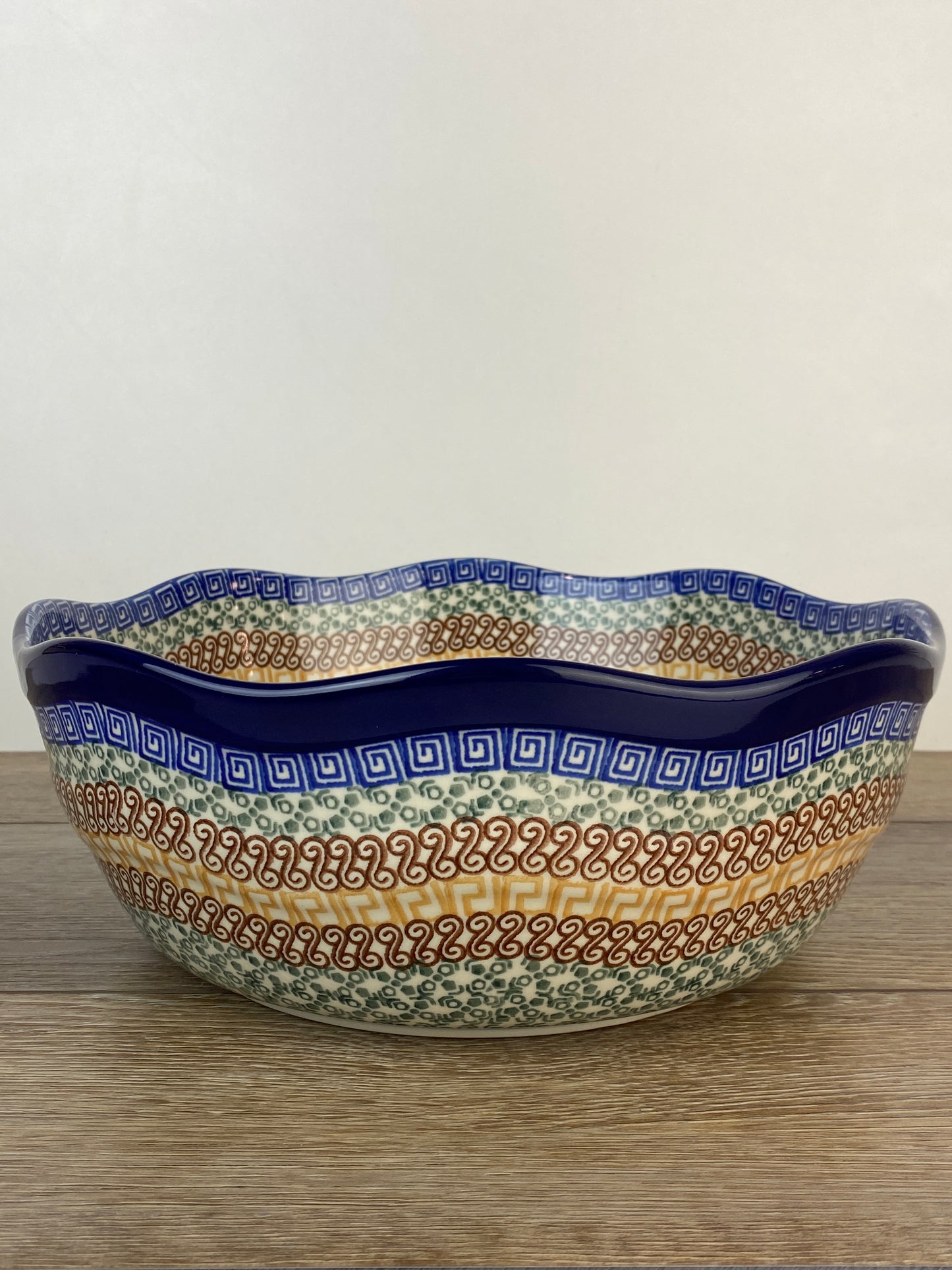 Large Wavy Bowl - Shape 697 - Pattern 50