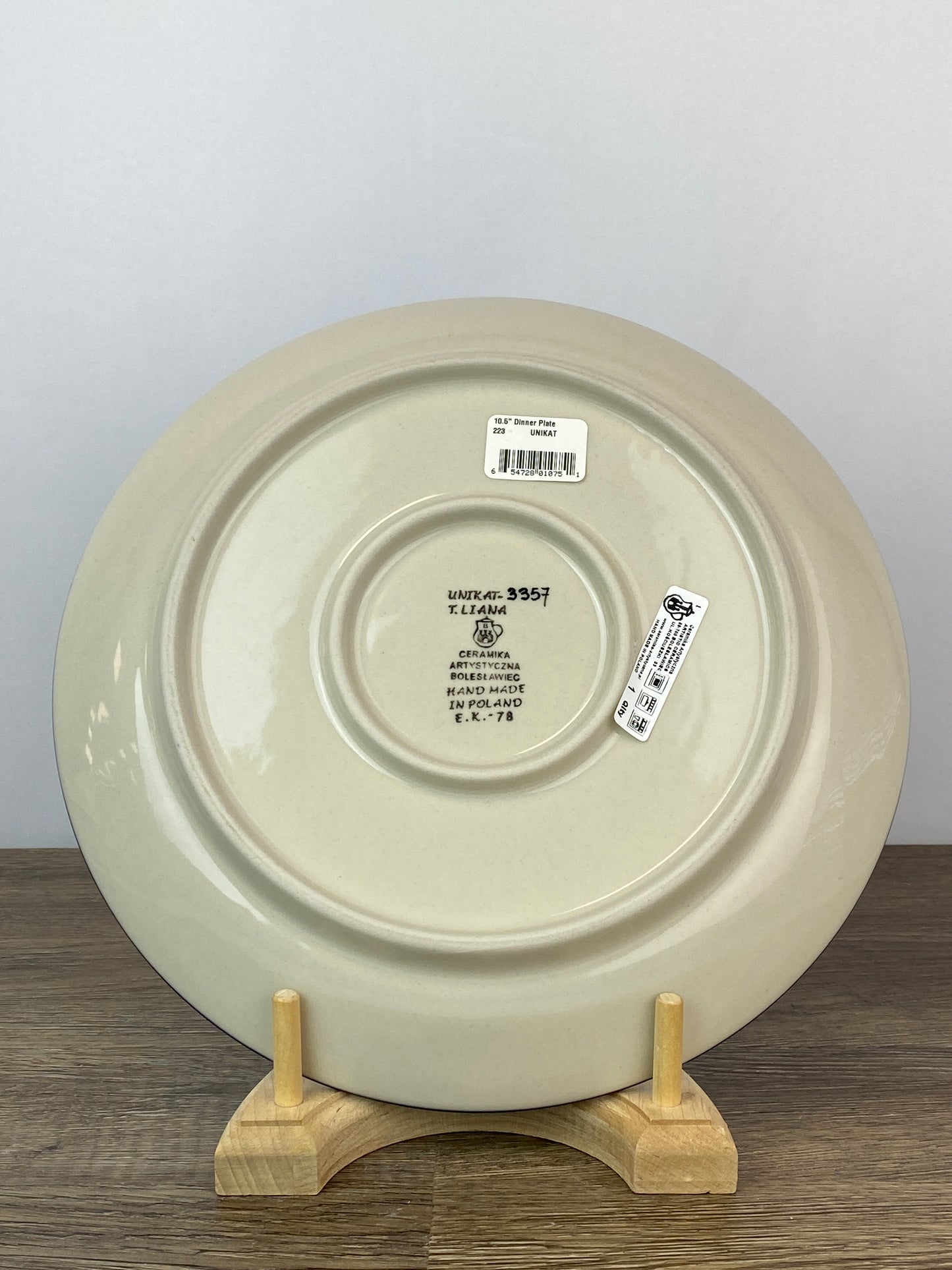 10.5" Unikat Dinner Plate - Shape 223 - Pattern U3357