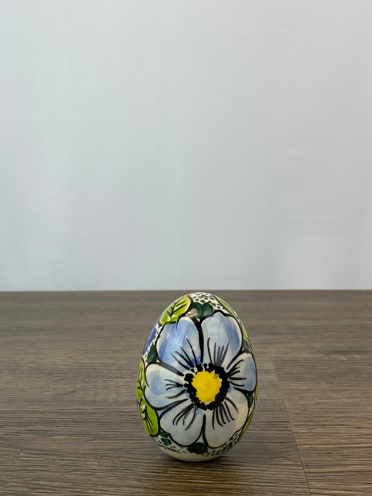 Vena Large Ceramic Easter Egg - Shape V037 - Pattern A524